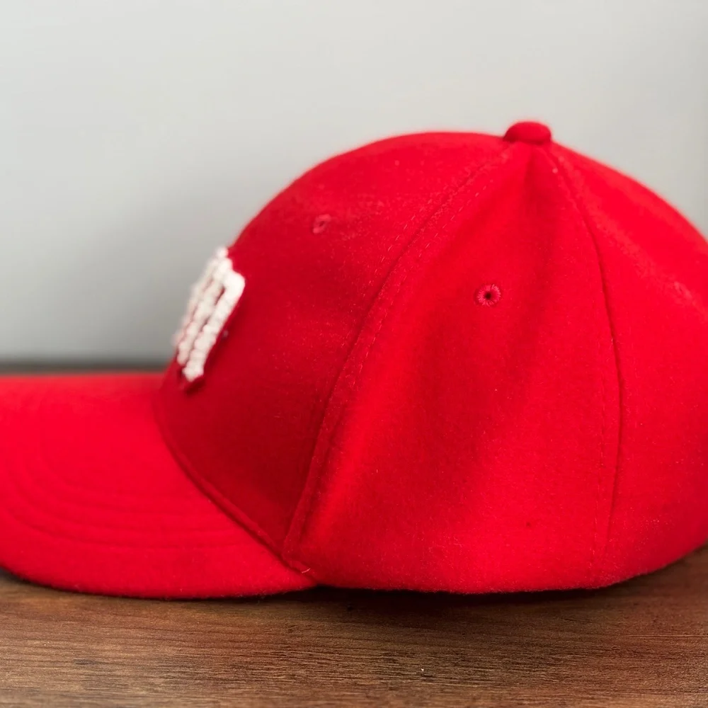GRAND MARNIER Strapback MENS Baseball Cap Hat Felt Red Cognac Liqueur Emroidered